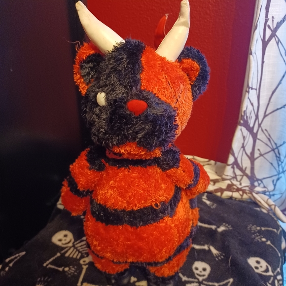 RARE HTF Beezle Bear Devil Plush Alex Pardee Limited Collectible - Picture 3 of 6
